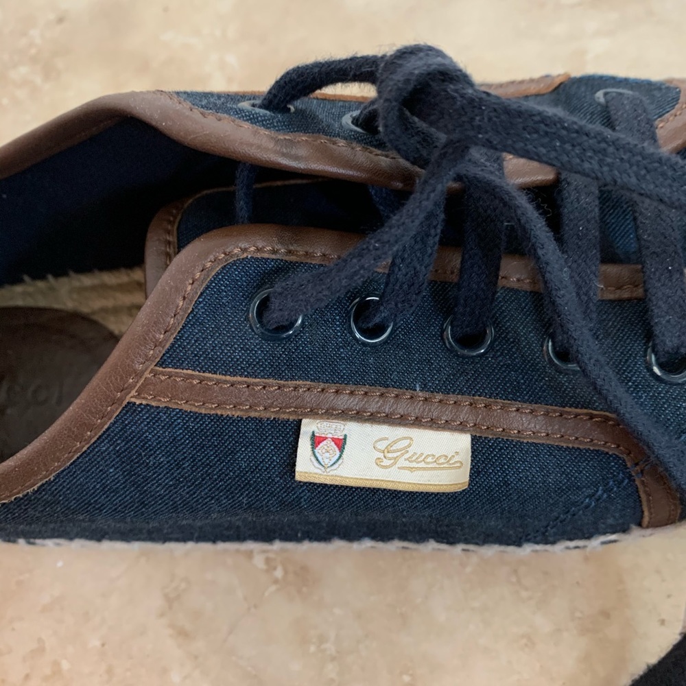 Navy blue Gucci espadrille very good condition